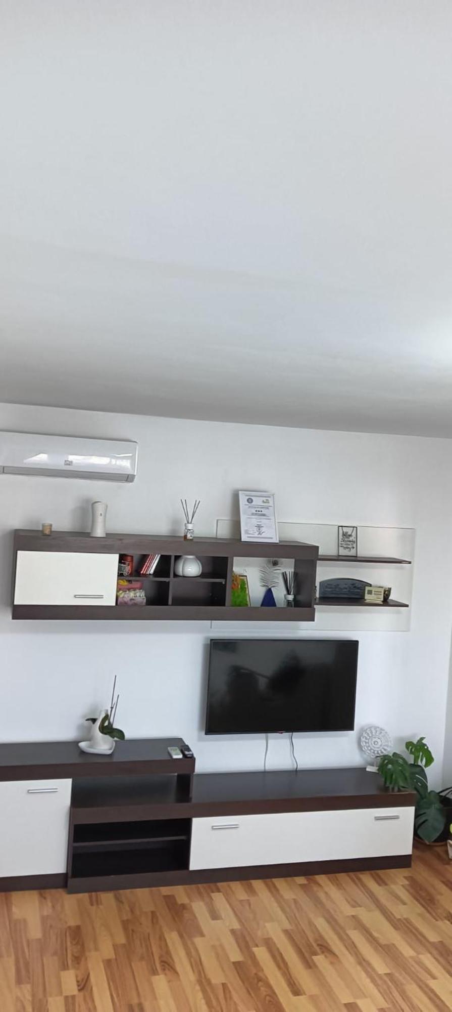 Hellen Apartament Targoviste Ngoại thất bức ảnh